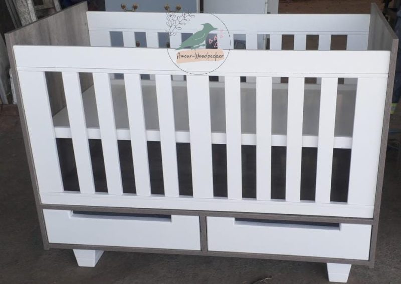 Lielie Cot with Drawers
