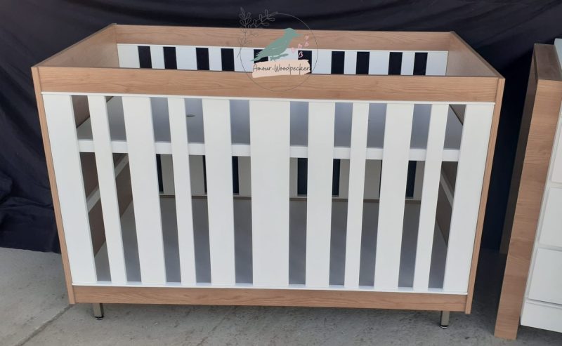 White Modern Cot