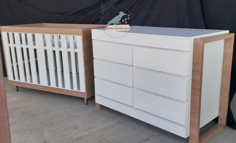 White Modern Cot - Image 2