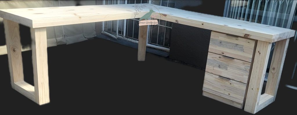 2M x 2M x L-Shape Double Volume desk - Image 2
