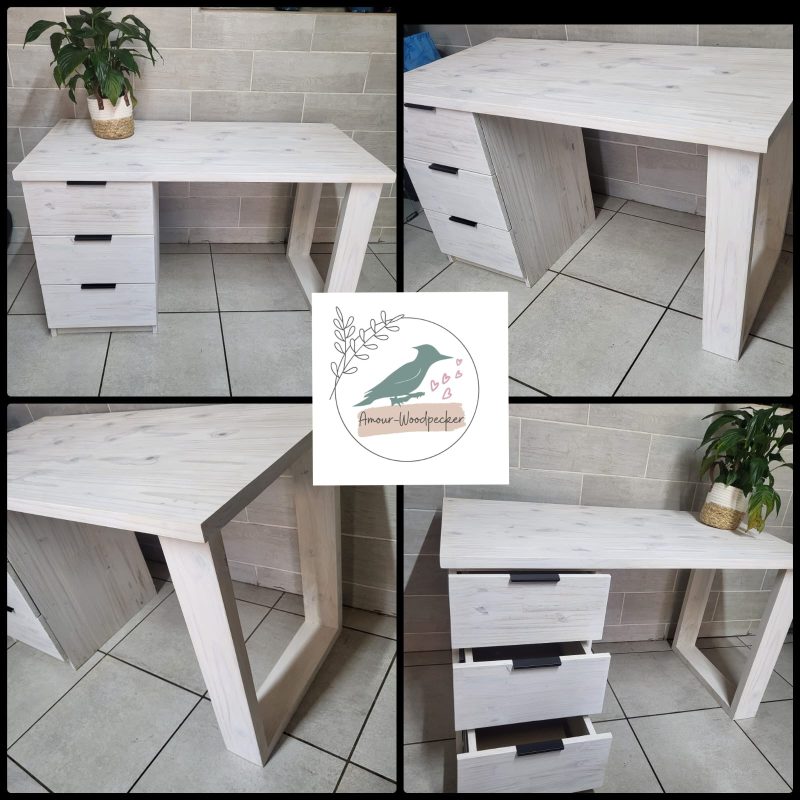 Mini Colleen Desk - Image 2