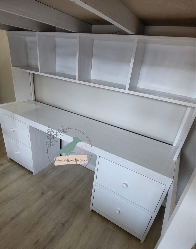 Loft bed & Desk - Image 4