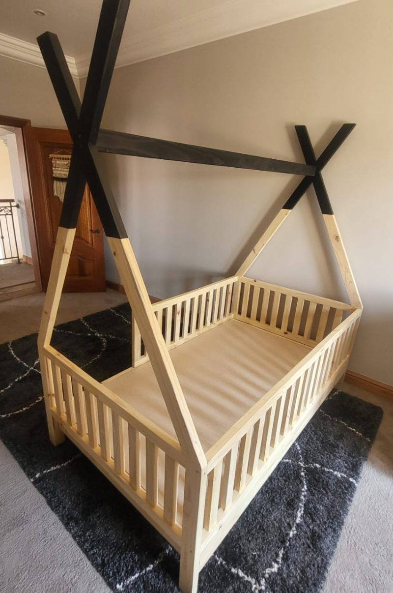 Rouxnette 3/4 tee-pee bed