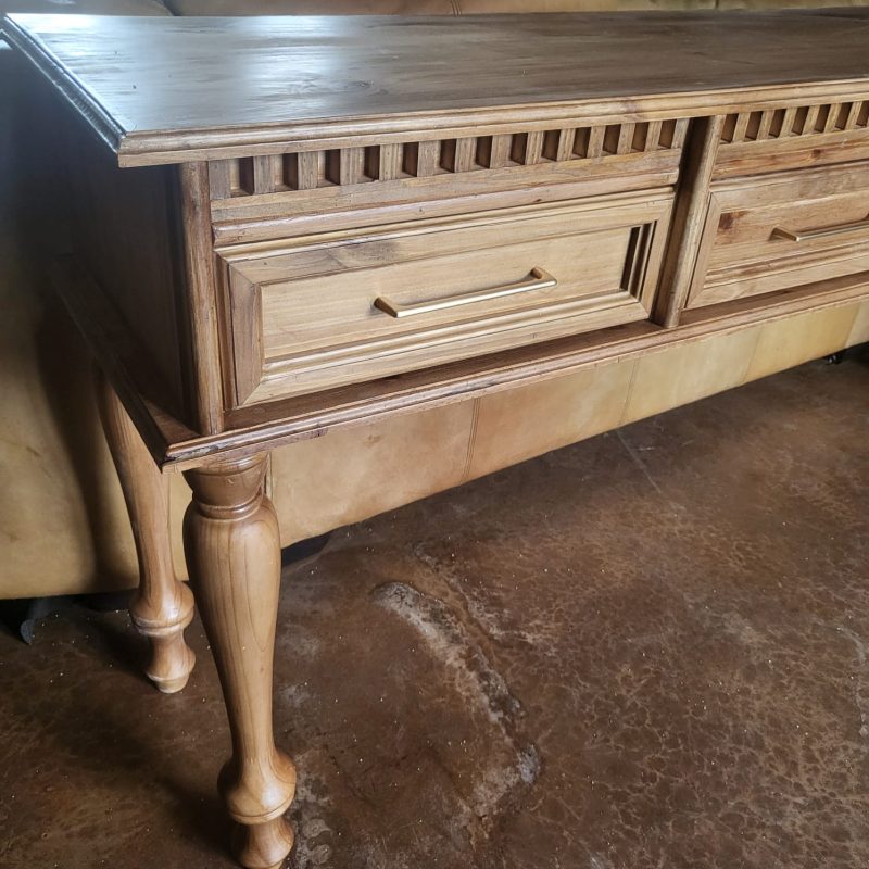 Queen Landi XL detailed dresser - Image 3