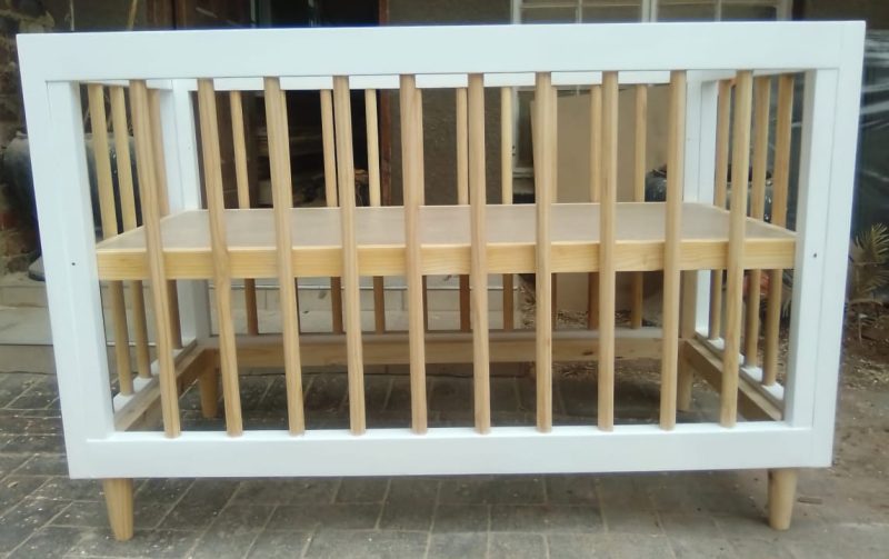 Sarien Standard Cot