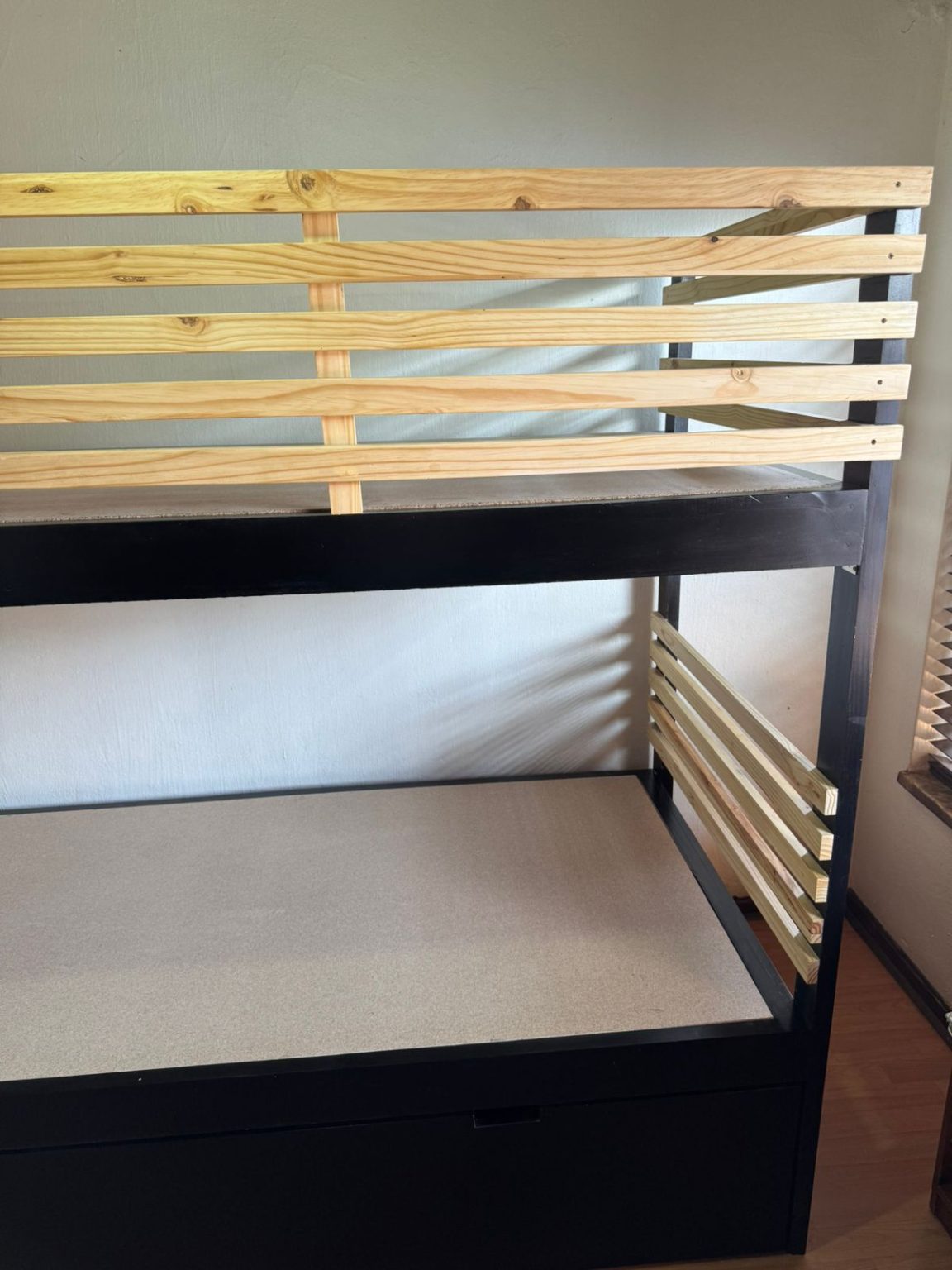 Tripple daisy bunker bed 3/4 - Image 5