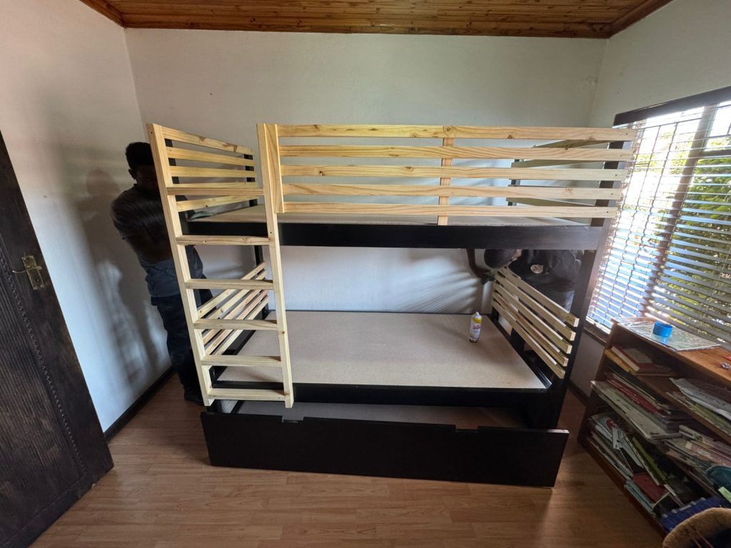 Tripple daisy bunker bed 3/4 - Image 2
