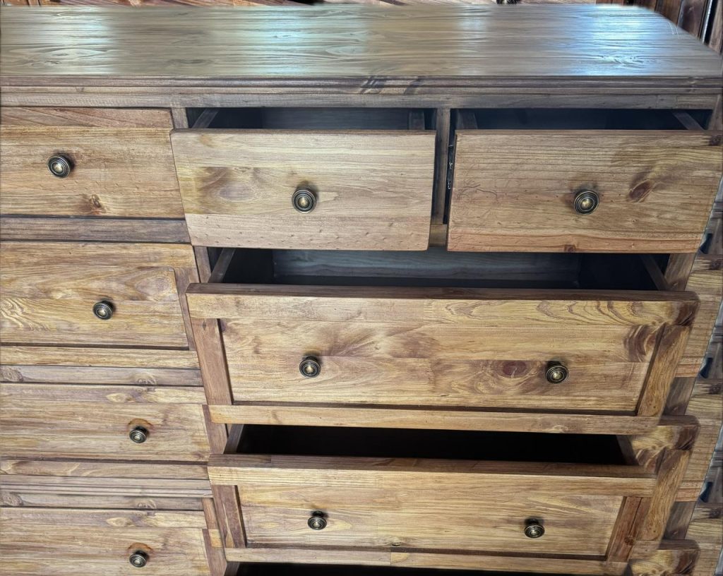 Sharne Dresser - Image 6