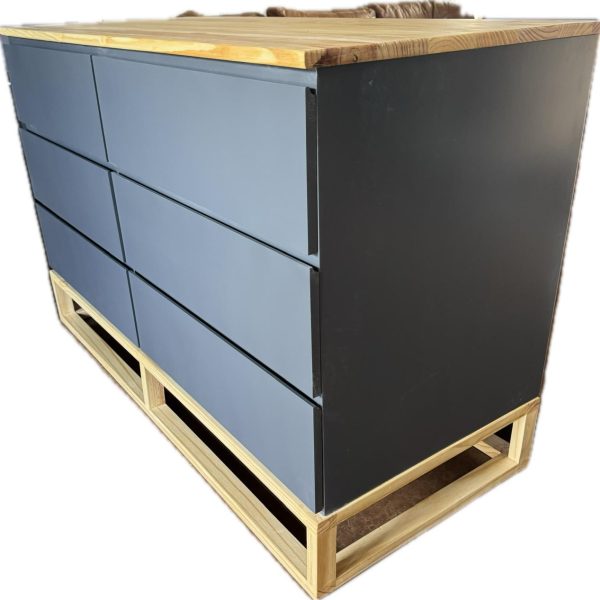 Matthew 6 drawer Compactum