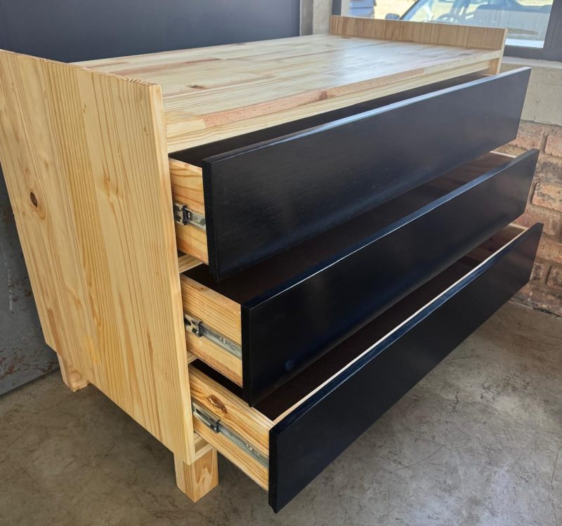 Black Drawers Trinity Compactum - Image 2