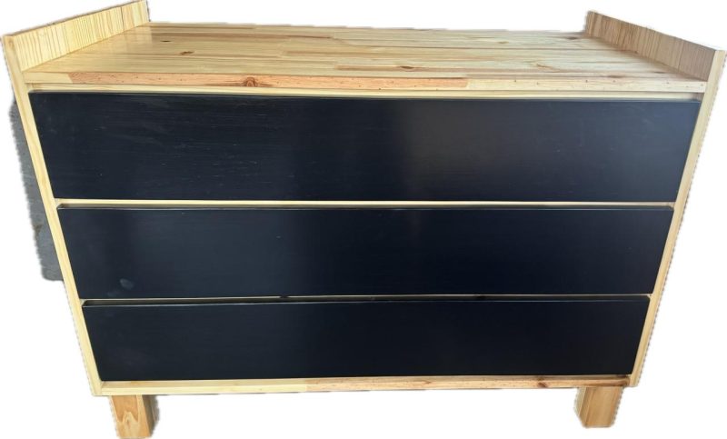 Black Drawers Trinity Compactum